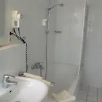 Alexander Hotel