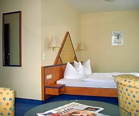 Alexander Hotel